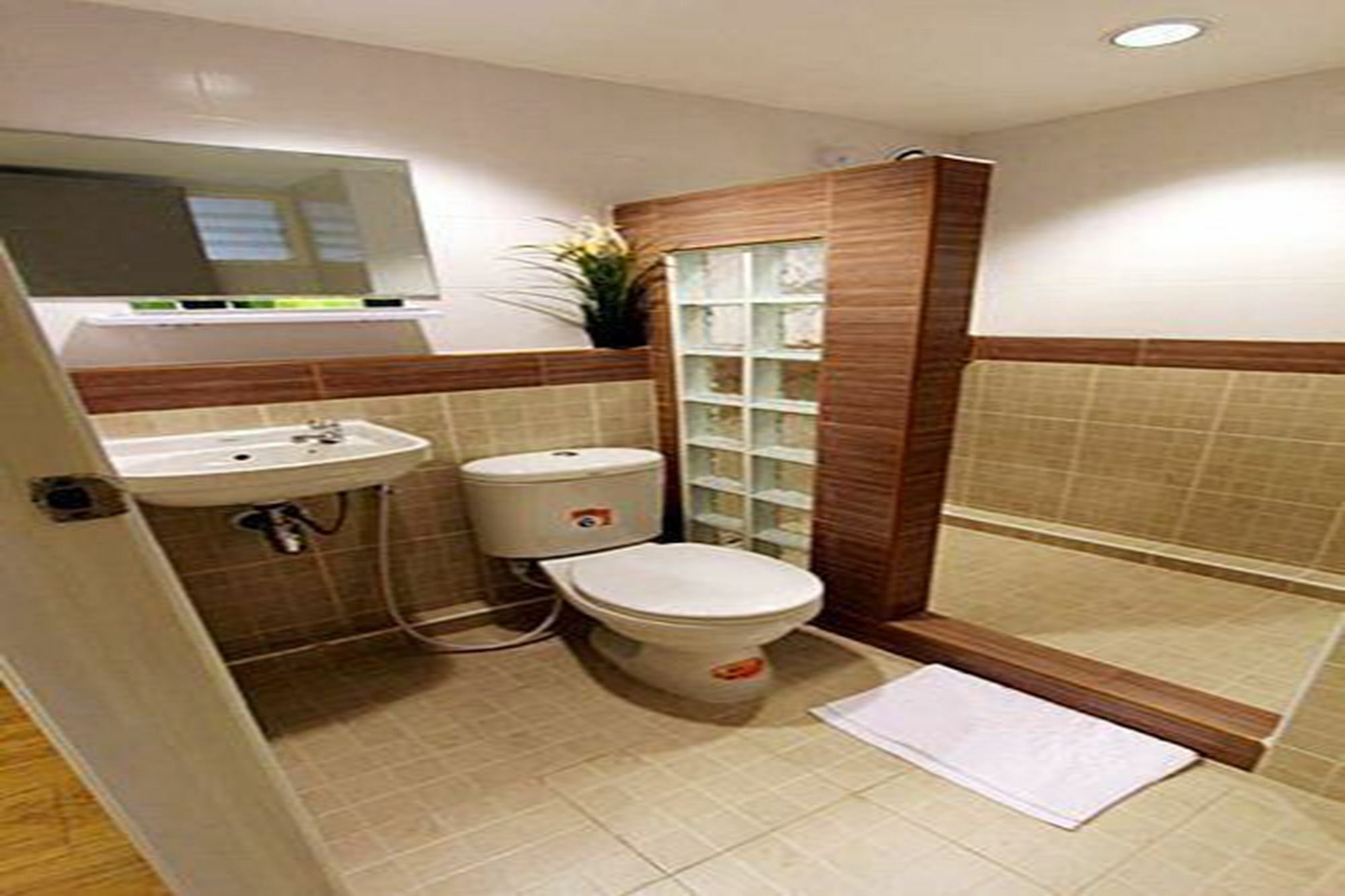 Leesort @ Onnuch Otel Bangkok Dış mekan fotoğraf