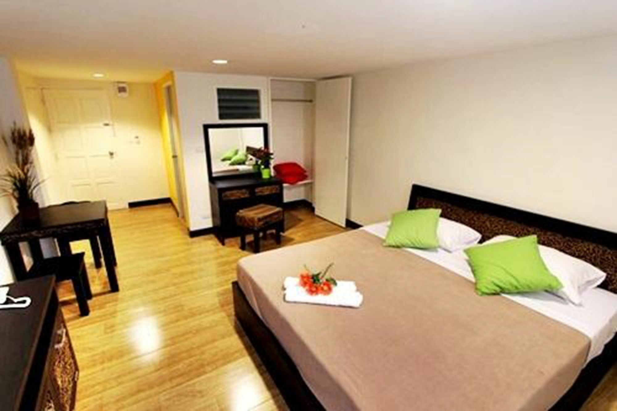 Leesort @ Onnuch Otel Bangkok Dış mekan fotoğraf